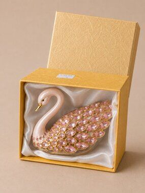 Jeweled Swan Hinged Trinket Box NIB Enamel Rhinestone Tchotchke Décor NIB
